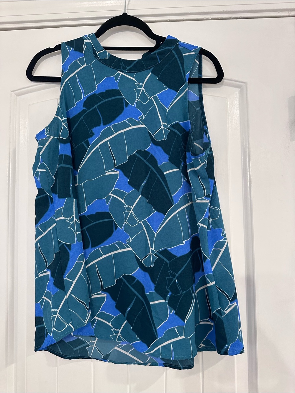 Mud Pie Teal and Blue Leaf Print Top